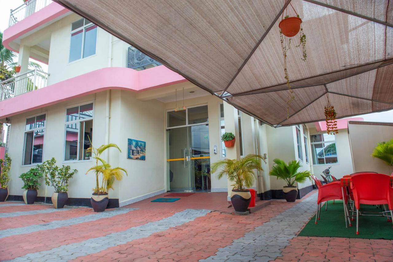 Airport Transit Lodges Dar es Salaam Exterior foto