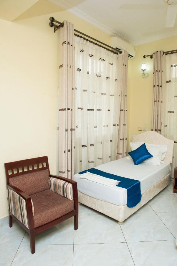 Airport Transit Lodges Dar es Salaam Exterior foto
